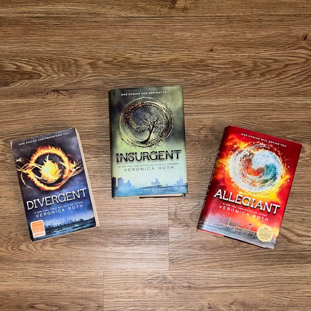 Divergent Series Books